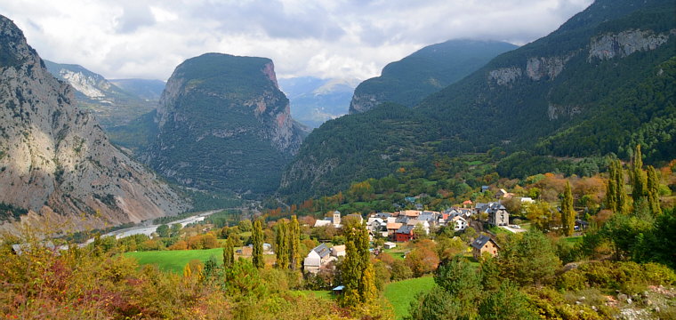 Saravillo, entrada al Valle de Chistau