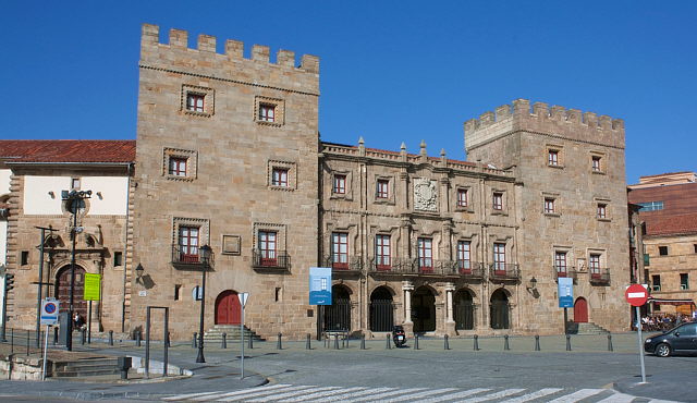 Palacio de Revillagigedo, Gijón
