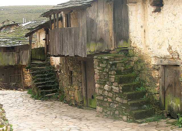 Casas abandonadas en Cuérragos