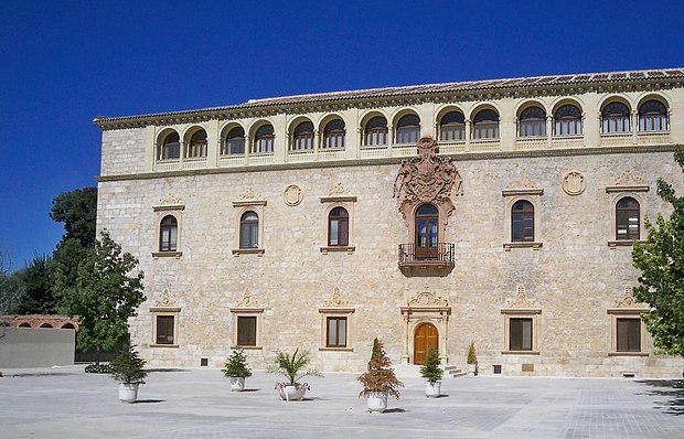 Casa Catalina de Aragón