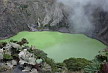 Lago en el volcán Irazú